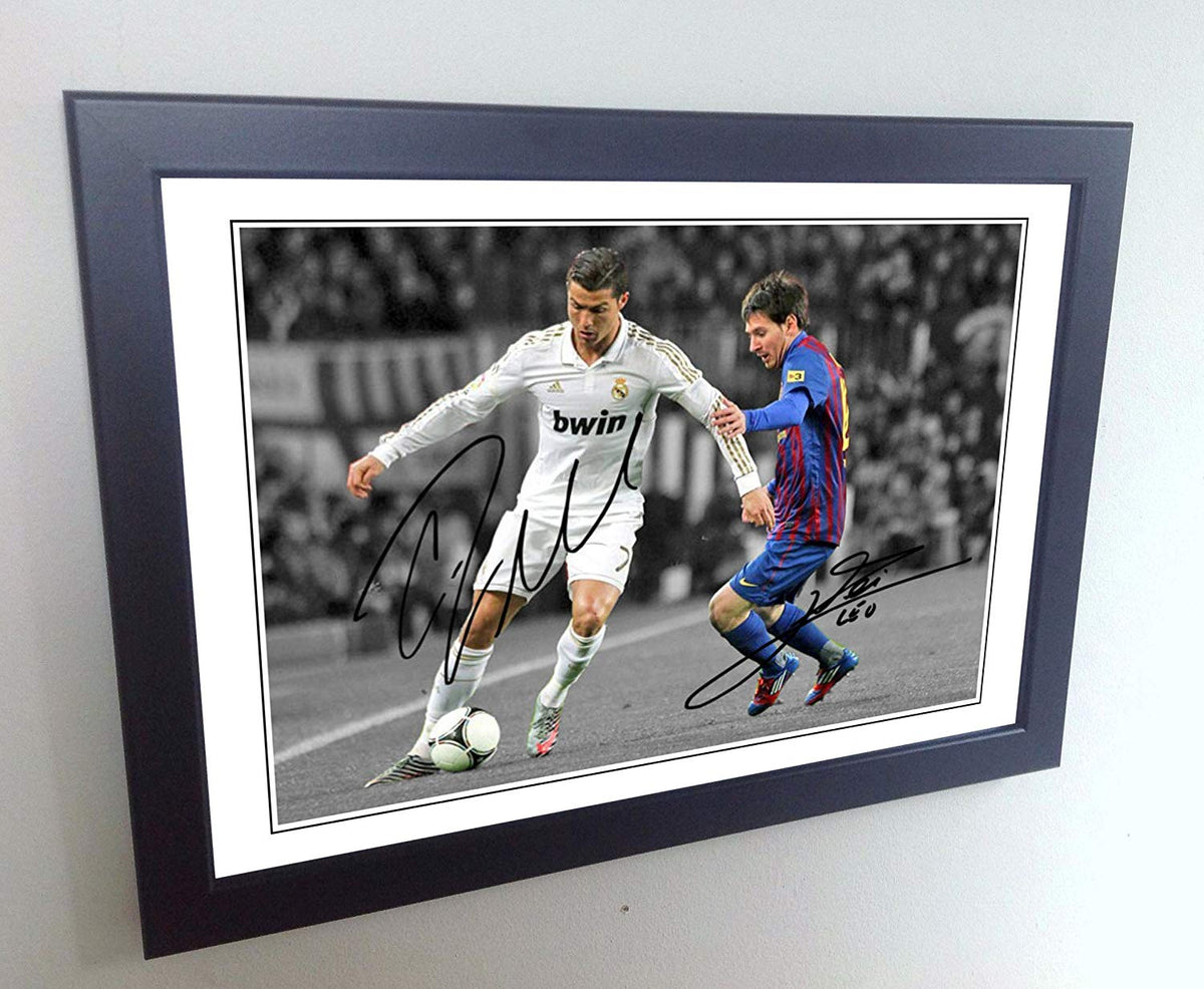 Signed Cristiano Ronaldo Real Madrid Lionel Messi Barcelona Autographe