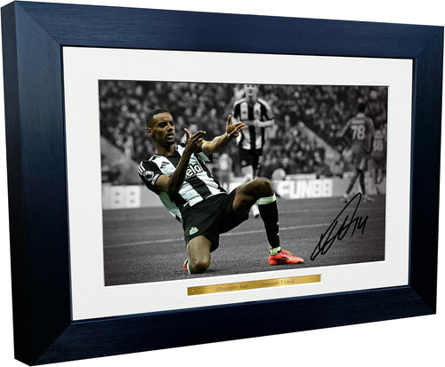 12x8 A4 Signed Alexander Isak Newcastle United Autographed Photo Photograph Picture Frame Football Soccer Poster Gift 3