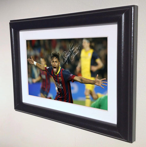 Kitbags & Lockers Signed Neymar JN Barcelona Photo Photograph Picture Frame Autograph sml