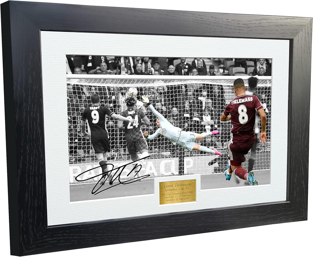 Kitbags & Lockers Large A3+ Print Signed Famous Foul Line Dunk 1988