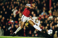 Load image into Gallery viewer, Kitbags &amp; Lockers Signed Thierry Henry Arsenal Autographed Photo Photograph Picture Frame Print A4