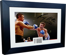Load image into Gallery viewer, Kitbags &amp; Lockers 12x8 A4 Signed Kostya Tszyu vs Ricky Hitman Hatton IBF World Championship 4 June 2005 Manchester Arena Boxing Autographed Photo Photograph Picture Frame Signature Poster Gift