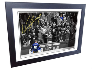 12x8 Signed Wayne Rooney Everton Entitled "Rooney and the fan" Photo Photograph Picture Frame Gift