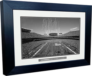 Kansas City Chiefs NFL AFC Arrowhead Stadium Autographed Signed 12x8 A4 Photo Photograph Picture Frame Football Poster Gift NFC Black & White